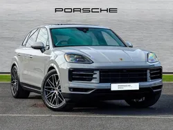 Crayon New 2025 Porsche Cayenne SUV | £86,000