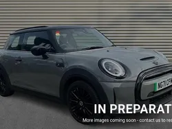 Moonwalk grey Used 2021 Mini Cooper S Level 2 Hatchback | £13,728 (Fair price)