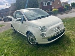 Red Used 2014 Fiat 500 Lounge Hatchback | £5,995 (Good price)