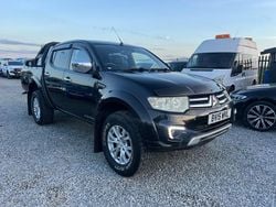 Black Used 2015 Mitsubishi L200 Pickup | £9,295 (Expensive)
