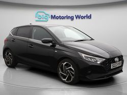 Black Used 2022 Hyundai i20 Premium Hatchback | £11,700 (Fair price)