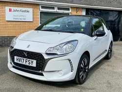 White Used 2017 DS Automobiles DS3 Chic Hatchback | £5,399 (Fair price)