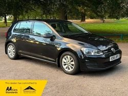 Black Used 2015 VW Golf VII Hatchback | £4,390 (Fair price)
