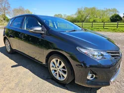 Grey Used 2015 Toyota Auris Hatchback | £3,970 (Good price)