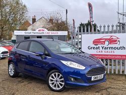 Blue Used 2015 Ford Fiesta Titanium Hatchback | £3,695 (Fair price)