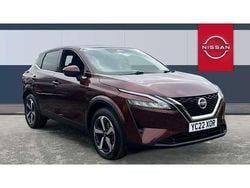 Red Used 2022 Nissan Qashqai N-Connecta SUV | £15,213 (Good price)