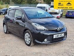 Black Used 2015 Toyota Yaris Multidrive S Hatchback | £7,488 (Fair price)