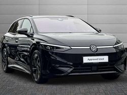 Grenadilla black New 2025 VW ID.7 Pro Sedan | £39,705 (Good price)