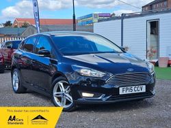 Black Used 2015 Ford Focus Titanium Hatchback | £5,750 (Fair price)