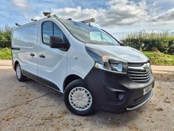 White Used 2018 Vauxhall Vivaro S Van | £6,990 (Good price)