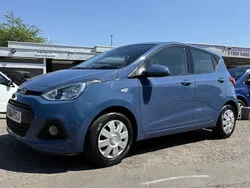 Blue Used 2015 Hyundai i10 SE Hatchback | £7,499 (Fair price)