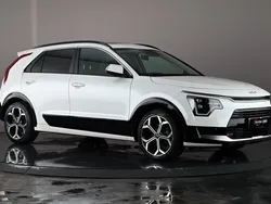 White Used 2024 Kia Niro 4 SUV | £27,750 (Expensive)