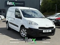 White Used 2015 Peugeot Partner S MPV | £4,650 (Fair price)