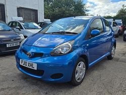 Blue Used 2010 Toyota Aygo Hatchback | £1,995 (Fair price)