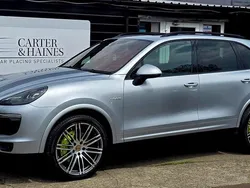Silver Used 2016 Porsche Cayenne Platinum Edition SUV | £22,995 (Fair price)