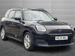 Midnight black ii Used 2024 Mini Countryman Classic SUV | £34,695 (Expensive)