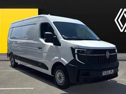New 2025 Renault Master Van | £23,995 (Super price)