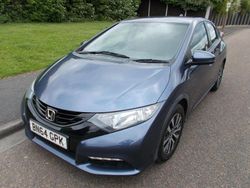 Blue Used 2014 Honda Civic S Hatchback | £3,690 (Good price)