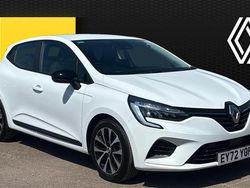 White Used 2023 Renault Clio V Evolution Hatchback | £12,991 (Good price)