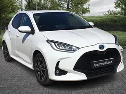 White Used 2023 Toyota Yaris Hybrid Design Hatchback | £21,961 (Expensive)