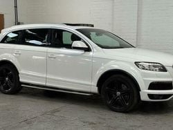 White Used 2010 Audi Q7 S-Line SUV | £8,800 (A bit pricey)