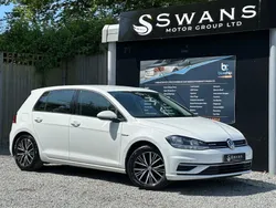 White Used 2019 VW Golf VII SE Hatchback | £12,995 (Fair price)