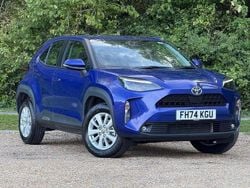 Blue Used 2025 Toyota Yaris Cross SUV | £22,795 (Good price)