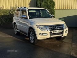 White Used 2015 Mitsubishi Shogun Warrior SUV | £18,950 (Expensive)