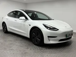 White Used 2020 Tesla Model 3 Standard Range Sedan | £15,995 (Good price)