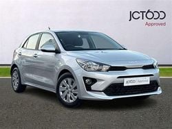 Silver Used 2022 Kia Rio Hatchback | £10,000 (Fair price)
