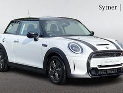 White Used 2024 Mini Cooper S Classic Hatchback | £22,500 (Super price)