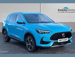 Holburn blue metallic Used 2024 MG HS Trophy SUV | £18,000 (Fair price)