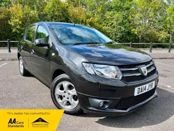 Black Used 2014 Dacia Sandero Lauréate Hatchback | £4,795 (Fair price)