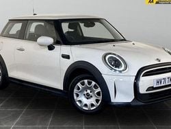 White Used 2021 Mini ONE Classic Hatchback | £12,595 (Fair price)