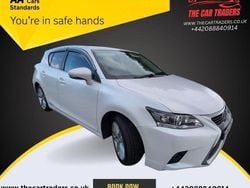 White Used 2015 Lexus CT200h Hatchback | £9,388 (Good price)