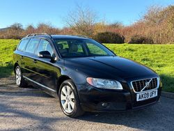 Black Used 2009 Volvo V70 SE Estate | £2,995
