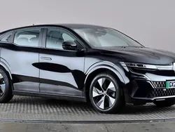 Black Used 2023 Renault Mégane Equilibre Hatchback | £17,198 (Super price)