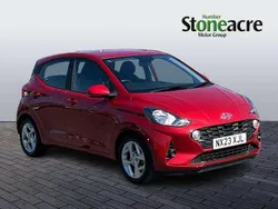 Red Used 2023 Hyundai i10 SE Hatchback | £13,000 (Fair price)