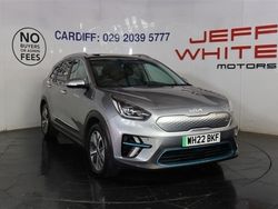 Grey Used 2022 Kia Niro Play SUV | £17,988