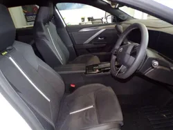 White New 2024 Vauxhall Astra GSe Hatchback | £29,999 (Fair price)