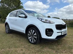 White Used 2016 Kia Sportage 3 SUV | £11,995 (Fair price)