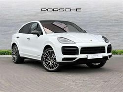 White Used 2022 Porsche Cayenne Platinum Edition SUV | £65,995 (Expensive)