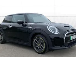 Used 2023 Mini Cooper Level 2 Hatchback | £14,106 (Fair price)
