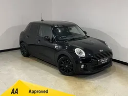 Black Used 2016 Mini Cooper Hatch Hatchback | £12,000 (Fair price)