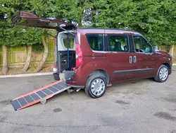 Red Used 2011 Fiat Doblò Dynamic MPV | £5,795 (A bit pricey)