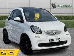 White Used 2016 Smart ForTwo Coupé Coupe | £8,250 (Fair price)