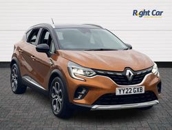 Desert orange/black Used 2022 Renault Captur SE SUV | £14,499 (Fair price)