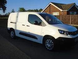 White Used 2022 Peugeot Partner Premium MPV | £8,495 (Fair price)