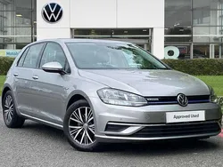 Silver Used 2018 VW Golf VII SE Hatchback | £15,690 (Fair price)