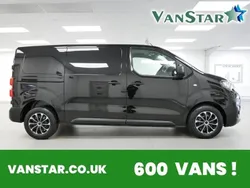 Black Used 2021 Peugeot Expert Premium Van | £15,689 (Fair price)